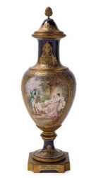 Gran jarrón de Sèvres Napoleón III. Francia, segunda mitad del siglo XIX